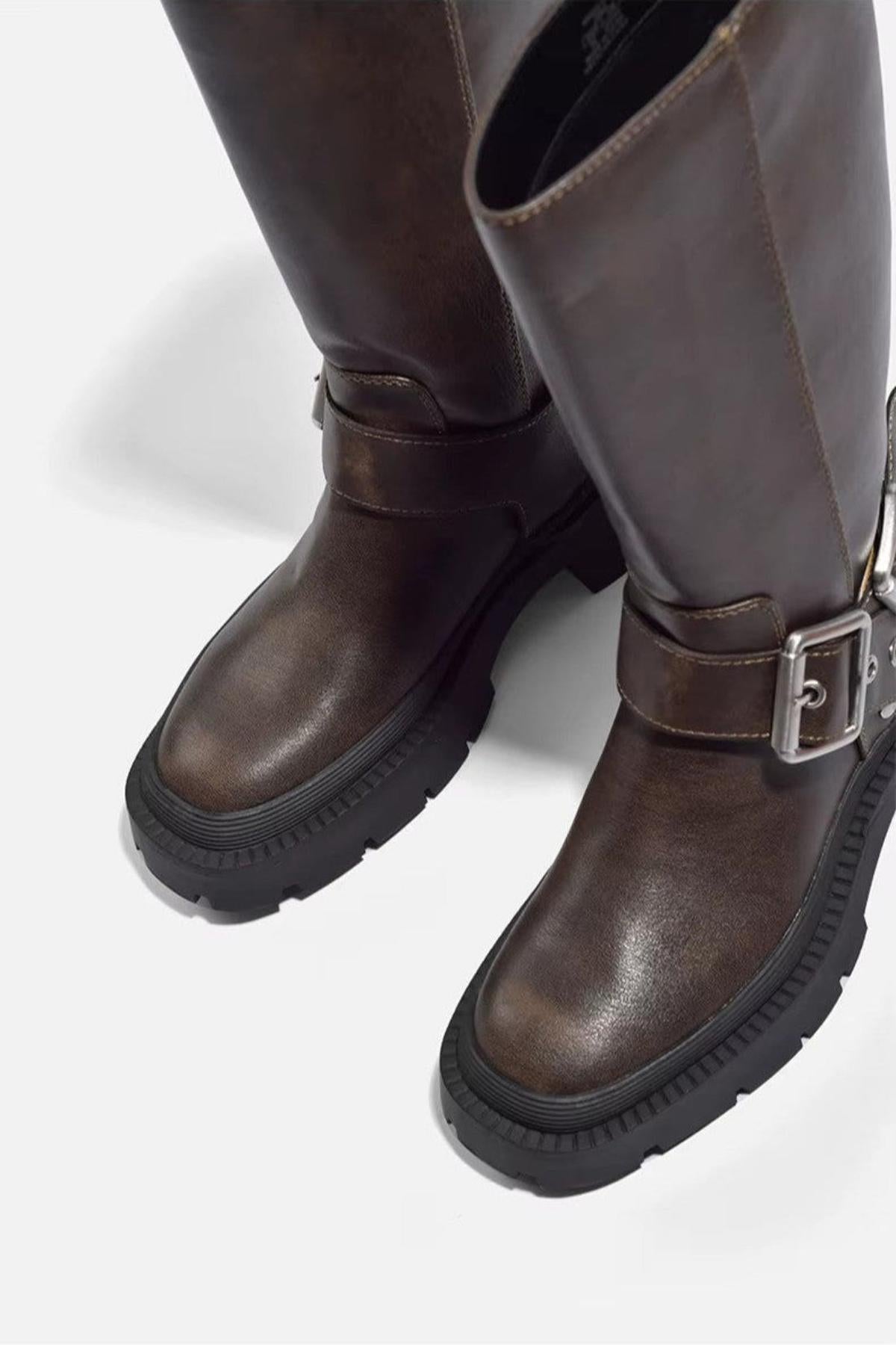 Damen Hohe Flache Stiefel | Urbaner Retro-Look mit stabiler Sohle