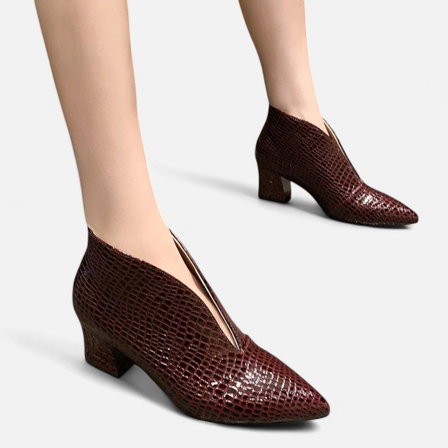 Damen V-Cut Stiefeletten aus Lackleder | Elegant & Modern für Herbst/Winter