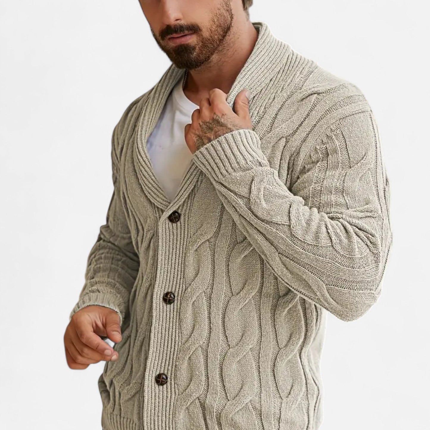 Tom | Herren Strickjacke mit Zopfmuster – Klassischer Knopf-Cardigan aus Weichem Strick für Herbst & Winter