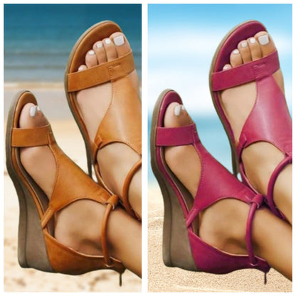 Damen Keilsandalen im Römischen Stil – Elegant, Stabil & Sommerlich