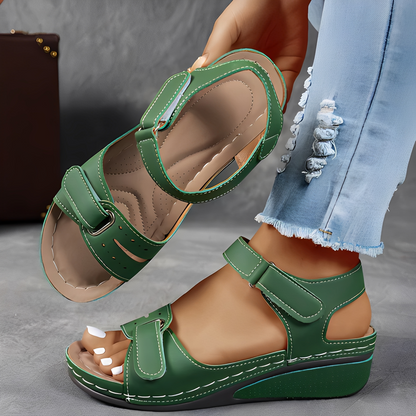 Damen Sandalen – Bequeme Sommerschuhe mit unterstützendem Fußbett für Alltag und Freizeit