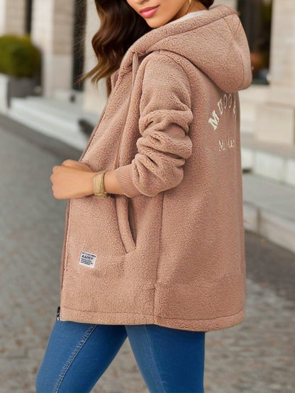 Fleecejacke Damen mit Kapuze | Kuschelige Wärme & Stilvoller Winter-Look
