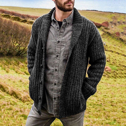 Groß Gestrickte Herren Strickjacke – Warm, Komfortabel & Zeitlos Stylisch