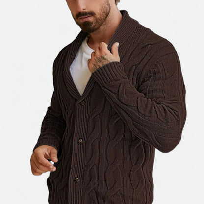 Tom | Herren Strickjacke mit Zopfmuster – Klassischer Knopf-Cardigan aus Weichem Strick für Herbst & Winter