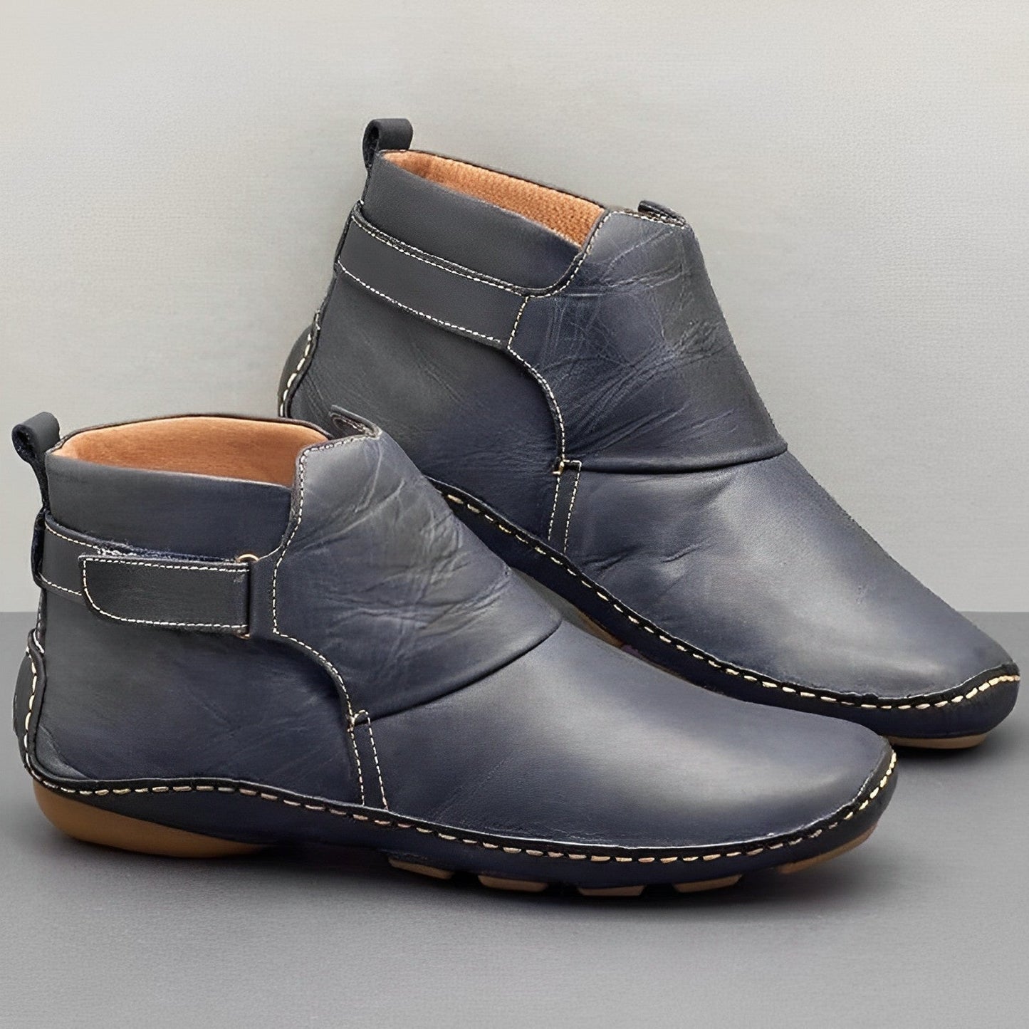 Ingrid | Lässige Ankle Zip Stiefel
