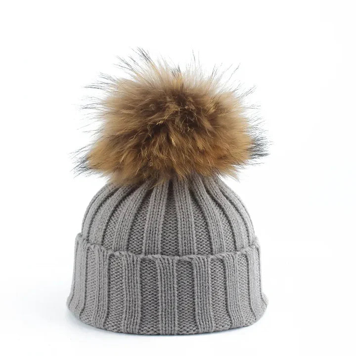 Damen Strickmütze mit Bommel | Weiche Wintermütze für Alltag & Outdoor