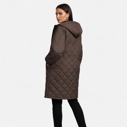 Erna | Damen Steppjacke mit Kapuze – Langer Mantel mit Reißverschluss für Herbst & Winter Eleganz