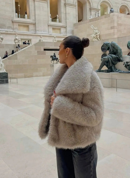 Oversize-Felljacke Damen | Kuschelig, stylisch und vielseitig kombinierbar