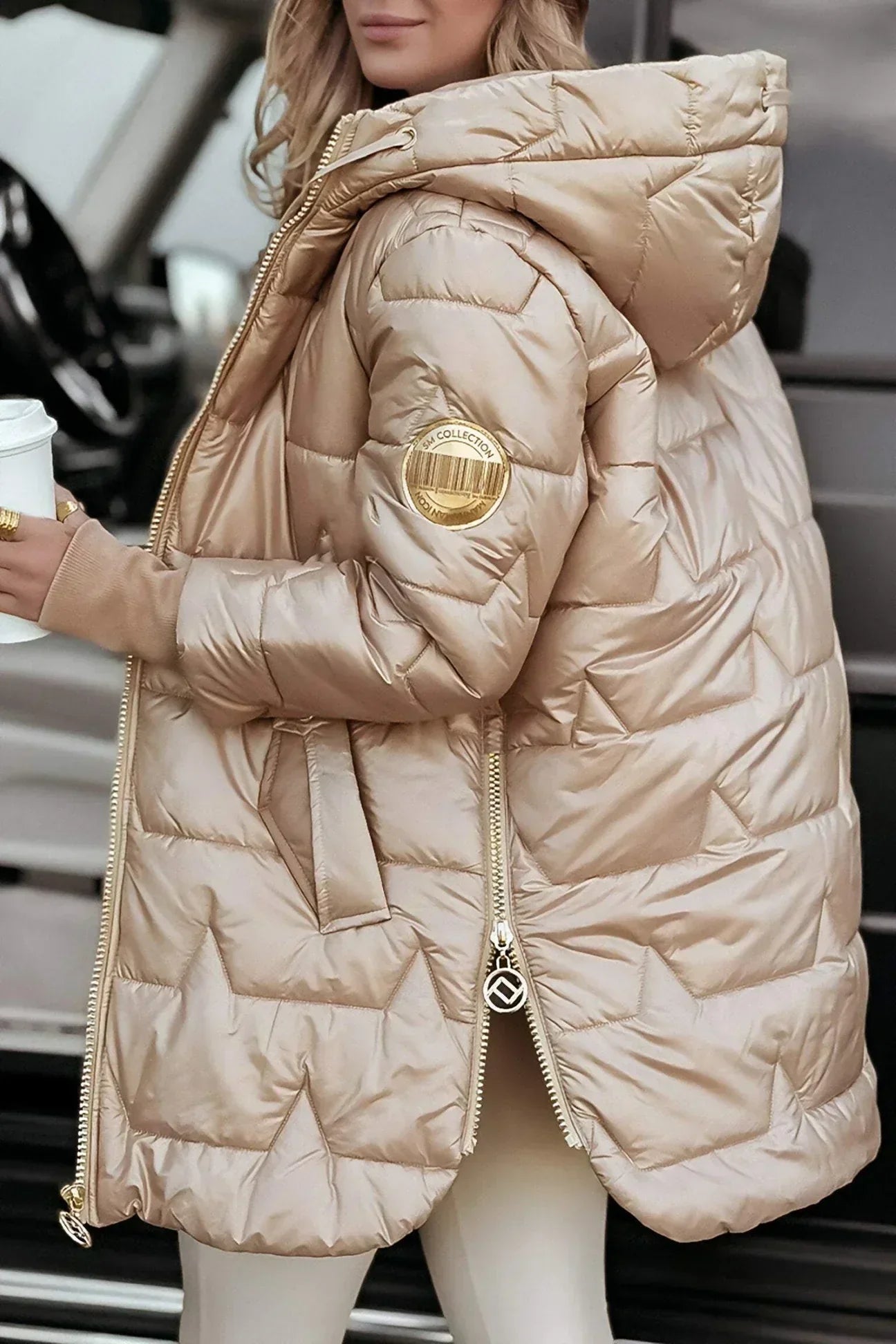 Lange Steppjacke mit Kapuze | warme Daunen-Optik für Damen, winddicht & leicht isoliert