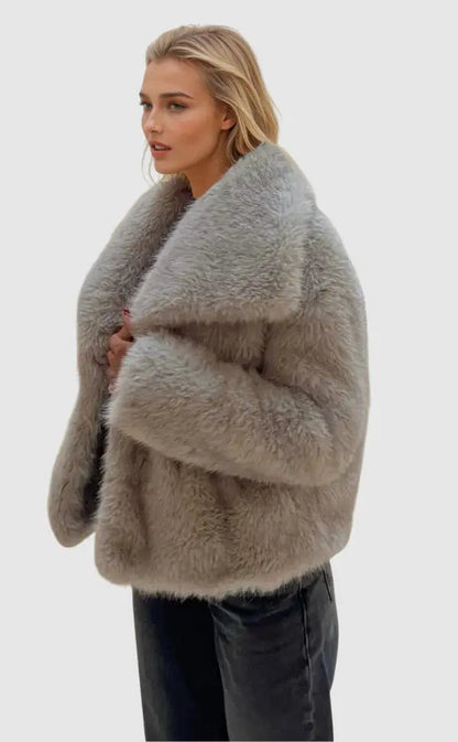 Oversize-Felljacke Damen | Kuschelig, stylisch und vielseitig kombinierbar