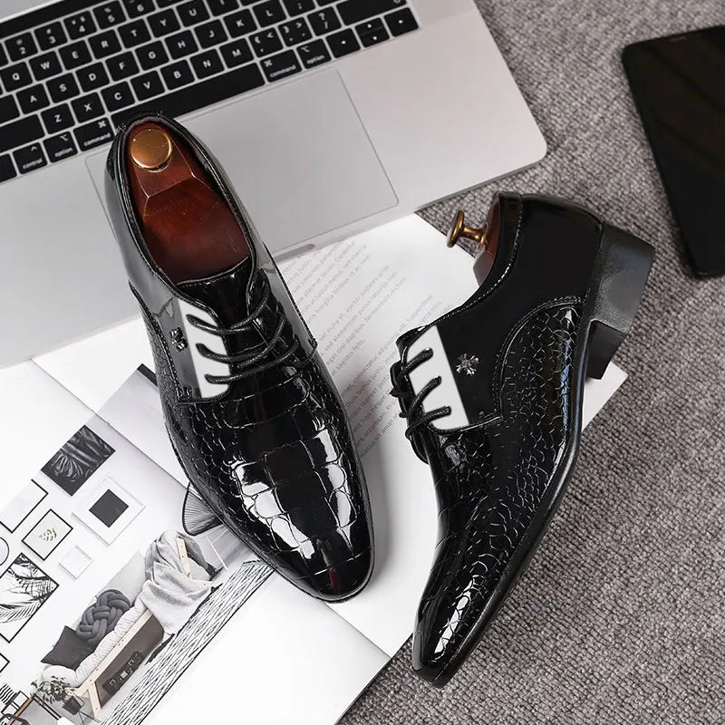 Vince – Herren Lackleder Oxford Schuhe mit Struktur & Schnürung | Elegante Formalschuhe für besondere Anlässe