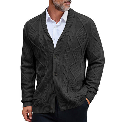 Chunky Knit Cardigan Herren | Grobstrickjacke mit elegantem Zopfmuster & praktischen Taschen