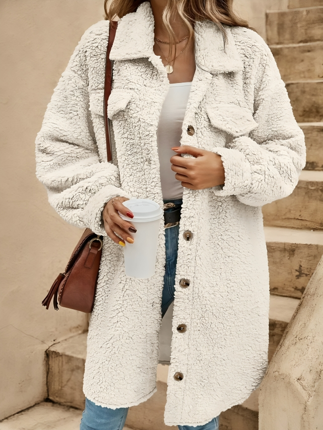Maghild | Damen Overshirt aus Teddyfell mit Knöpfen & Taschen