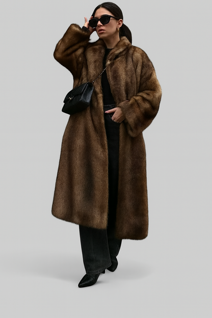 Kaja | Damen Langer Kunstpelzmantel in Dunkelbraun | Eleganter Wintermantel mit luxuriöser Optik