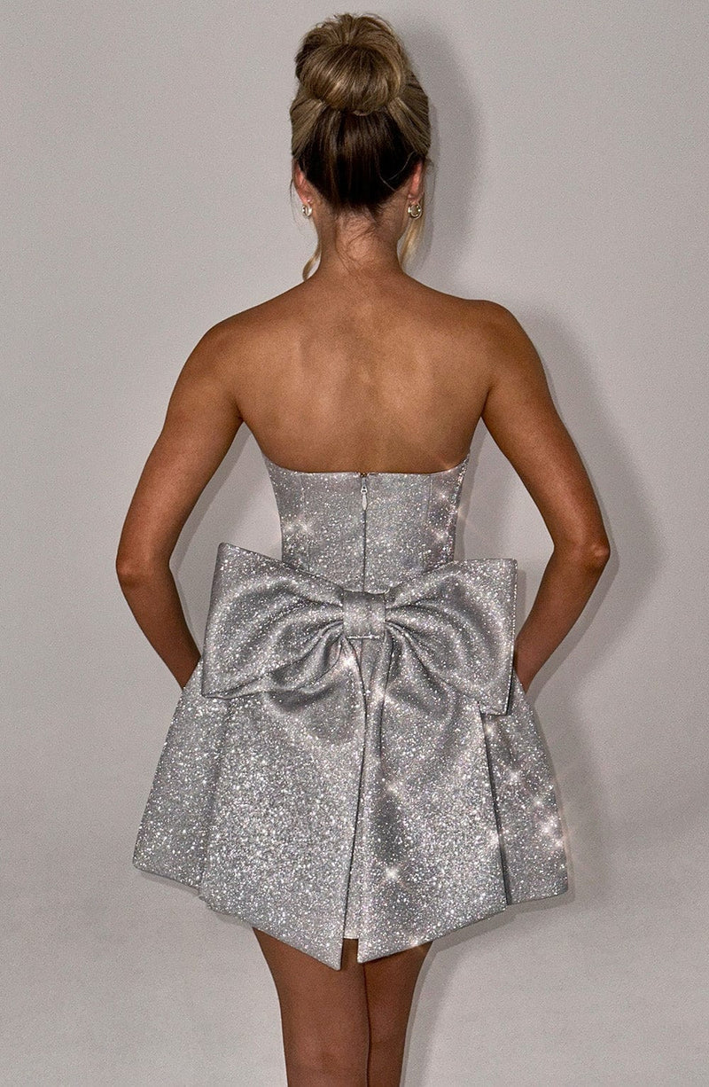 Strukturiertes Trägerloses Damen Kleid – Kurz & Elegant für Events