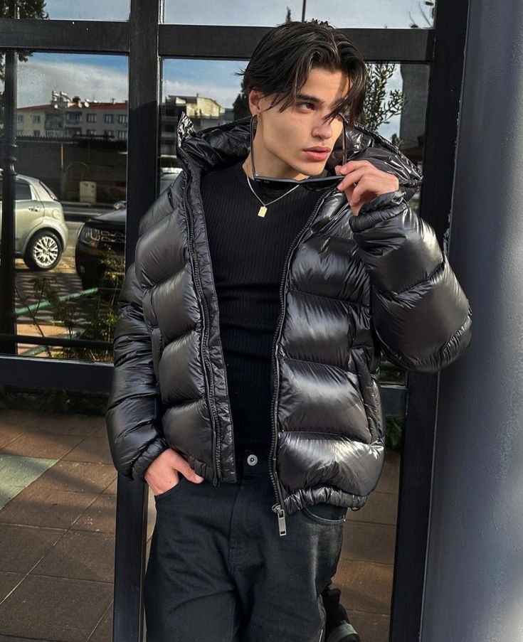 Oren | Herren Steppjacke mit Kapuze & Reißverschluss – Gepolsterte Winterjacke im Urban Street Style, Wind- & Wasserabweisend für Kalte Tage