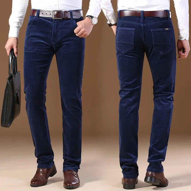 Herren Cordhose Slim Fit aus weichem Cordmaterial