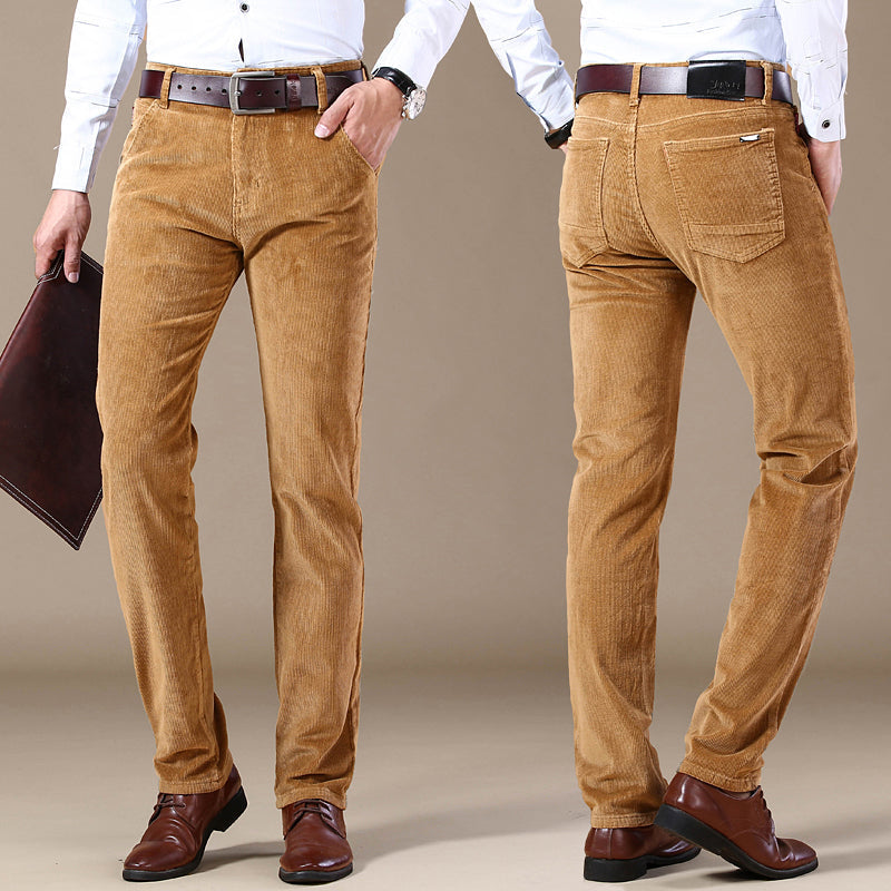 Herren Cordhose Slim Fit aus weichem Cordmaterial