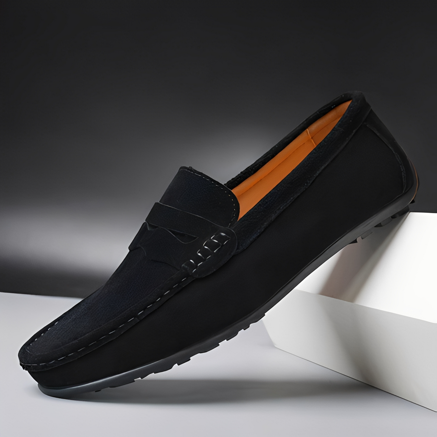 Herren Loafer – Elegante Slipper für stilvollen Alltagskomfort
