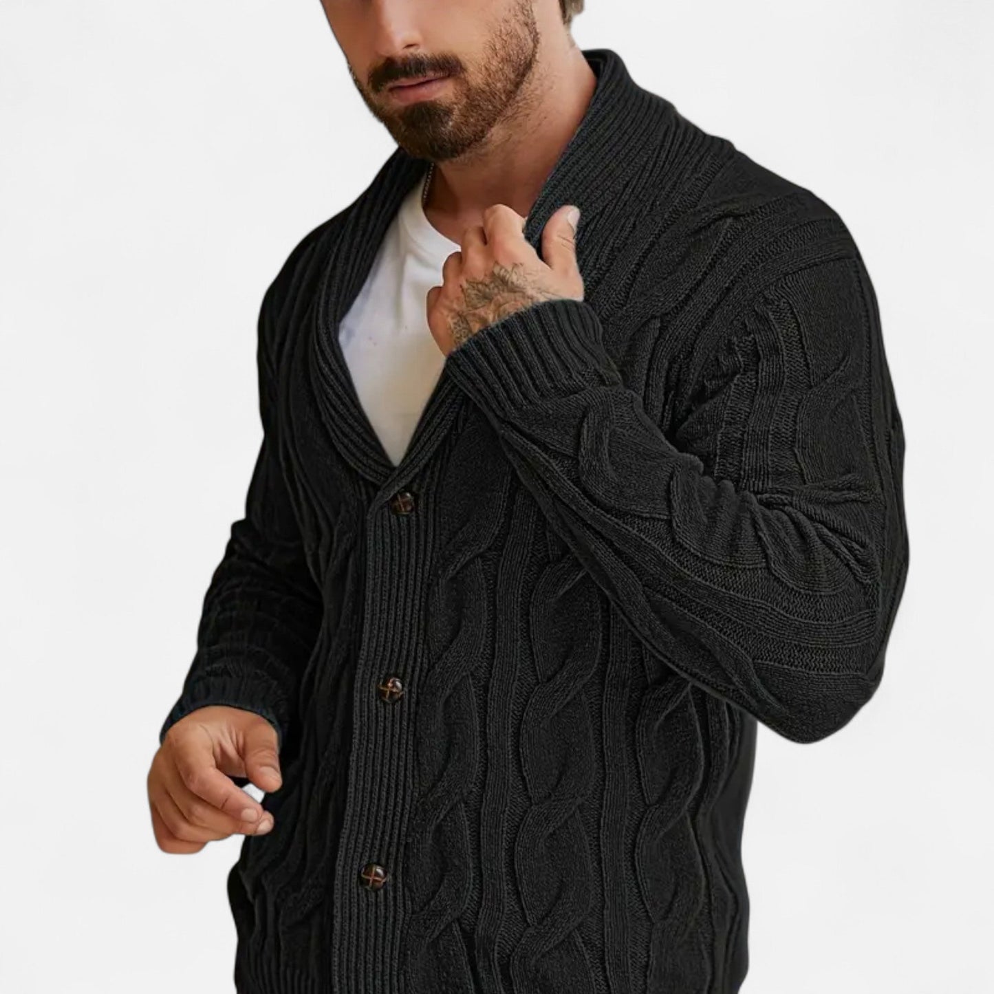 Tom | Herren Strickjacke mit Zopfmuster – Klassischer Knopf-Cardigan aus Weichem Strick für Herbst & Winter