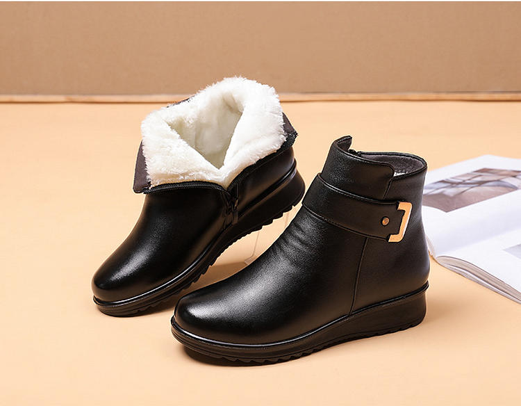 Mariella | Elegante Echtleder-Stiefel mit Metallverschluss und Samt
