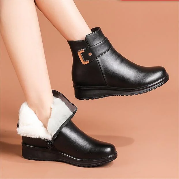 Mariella | Elegante Echtleder-Stiefel mit Metallverschluss und Samt