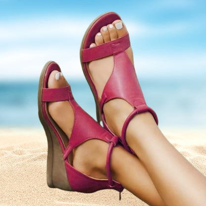 Damen Keilsandalen im Römischen Stil – Elegant, Stabil & Sommerlich